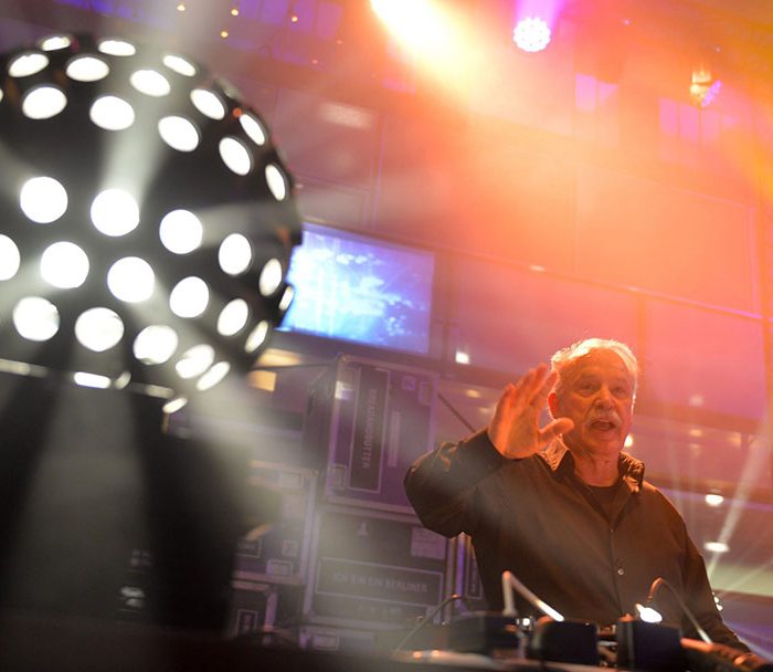 giorgio-moroder-photo-live-24